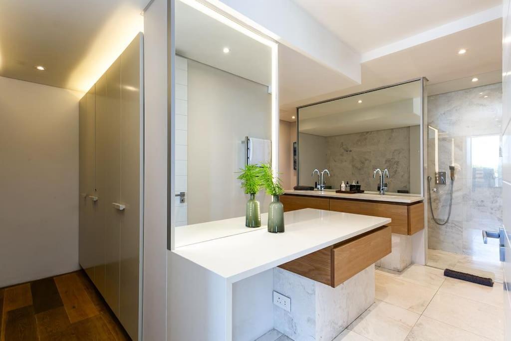Апартаменты Waters Edge 101 Кейптаун Экстерьер фото